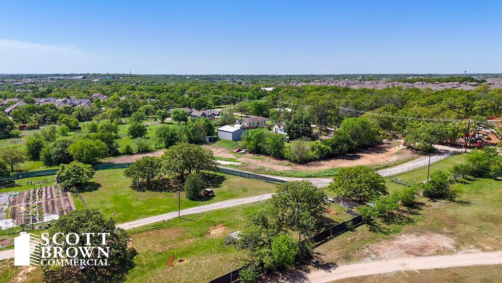 6498 Shiloh Ln, Denton, TX à vendre - Photo du bâtiment - Image 3 de 3