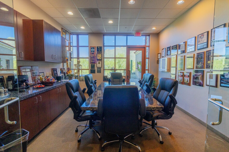 1795 E Skyline Dr, Tucson, AZ à louer - Photo intérieure - Image 3 de 7