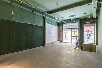 Retail in Madrid, Madrid for lease Interior Photo- Image 1 of 6