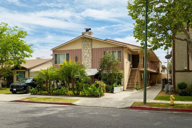 Plus de détails pour 300 E Garfield Ave, Glendale, CA - Multi-résidentiel à vendre