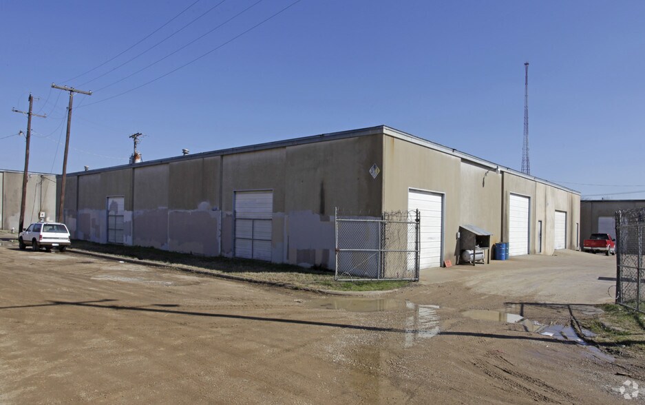 2801 S Main St, Fort Worth, TX à vendre - Photo du bâtiment - Image 2 de 2