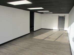 3534 E Sunshine, Springfield, MO for lease Building Photo- Image 2 of 5