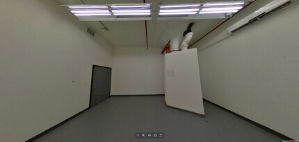 13202 89th Ave, Richmond Hill, NY for lease Interior Photo- Image 1 of 2