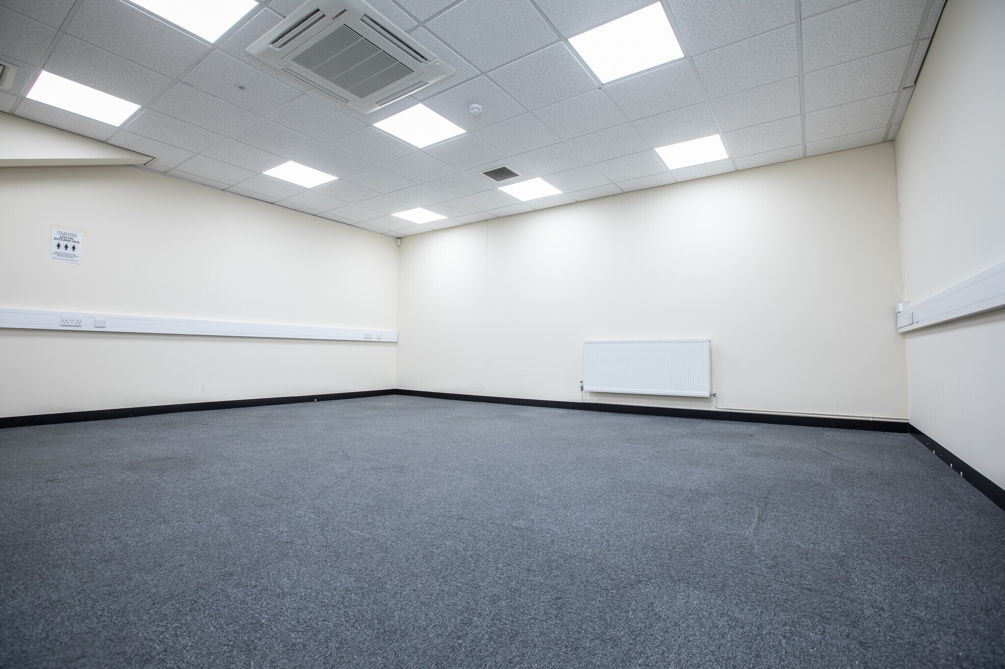 Cray Ave, Orpington for lease Building Photo- Image 1 of 3