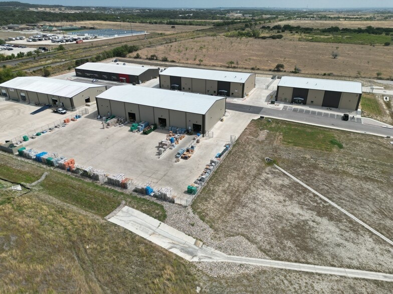 4794 Transportation Way, San Marcos, TX for lease - Building Photo - Image 2 of 8