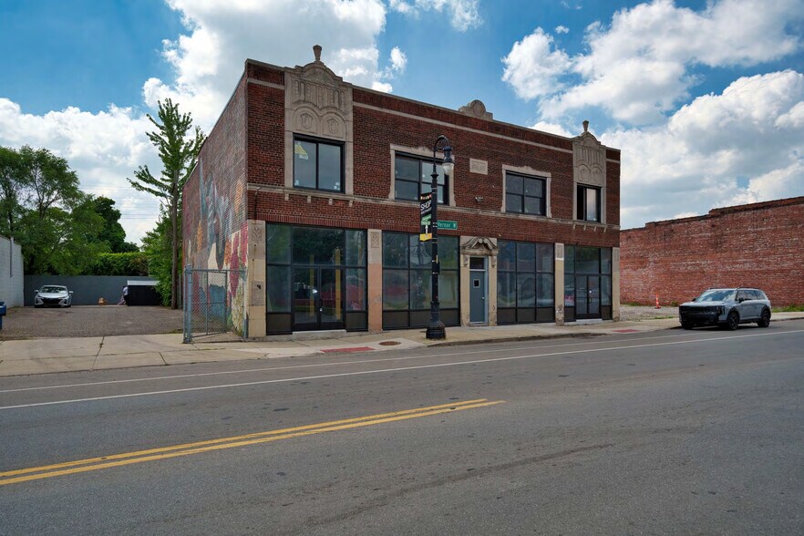 8605 W Vernor Hwy, Detroit, MI à louer - Photo du bâtiment - Image 2 de 15