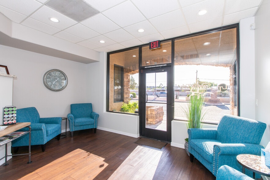 510 S Greenfield Rd, Mesa, AZ for sale - Interior Photo - Image 1 of 12