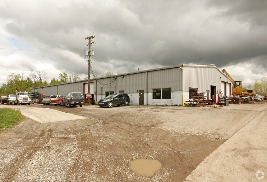 3080 Toddiem Dr, Howell, MI for lease - Primary Photo - Image 1 of 2