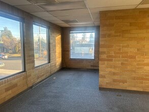 1404 NE 3rd St, Bend, OR for lease Interior Photo- Image 1 of 4