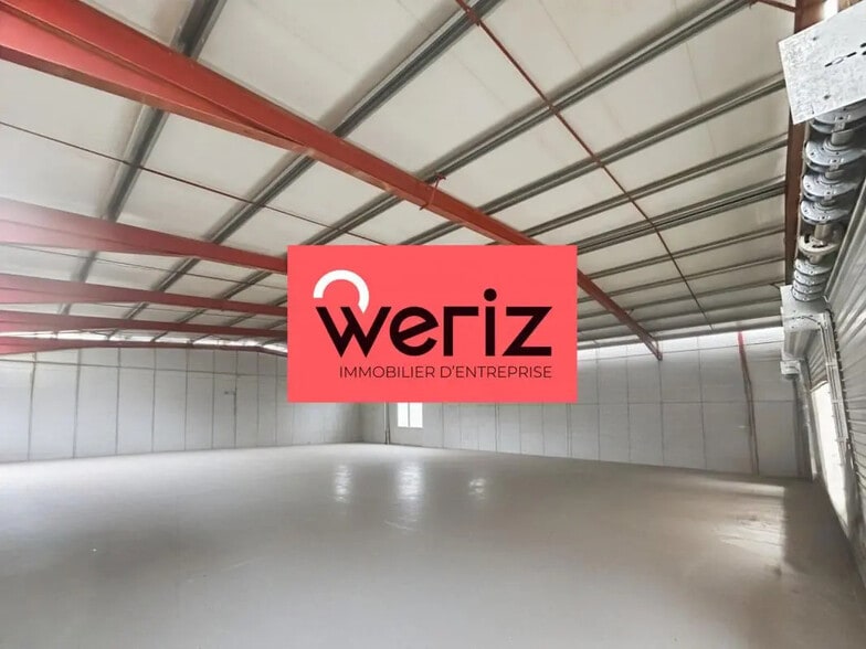 Flex in Aix-en-Provence for lease - Building Photo - Image 1 of 3