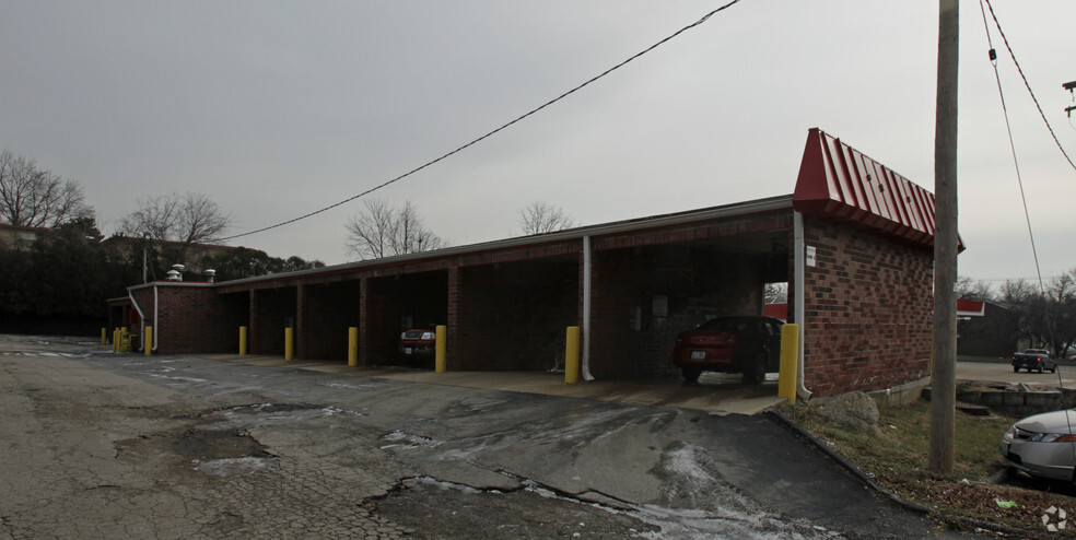 12425 Dorsett Rd, Maryland Heights, MO for lease - Building Photo - Image 2 of 5