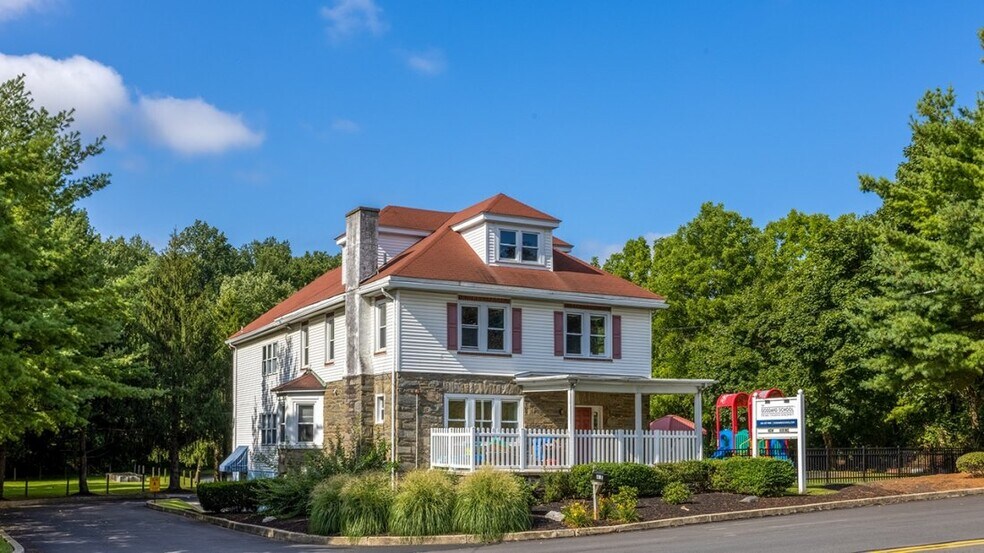 489 S Gulph Rd, King Of Prussia, PA à vendre - Photo du bâtiment - Image 2 de 10