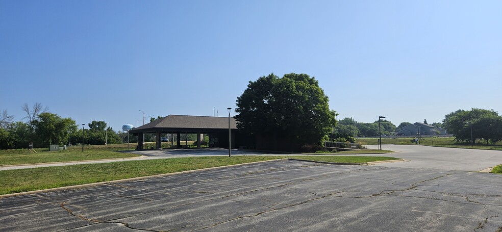 2646 Noel Dr, Bellevue, WI for lease - Building Photo - Image 3 of 10