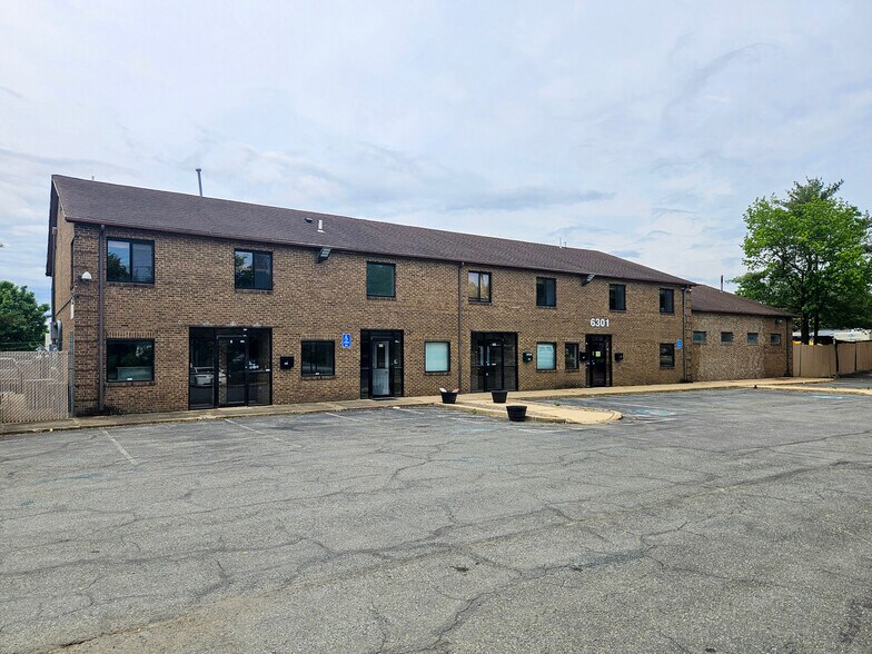 6301 Foxley Rd, Upper Marlboro, MD à vendre - Photo du bâtiment - Image 1 de 20