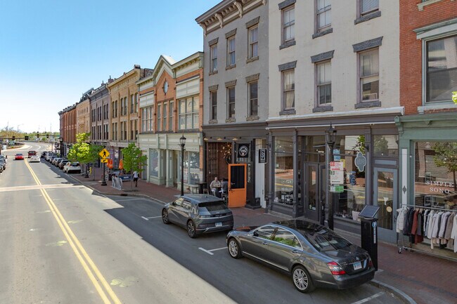 More details for 112 Washington St, Norwalk, CT - Retail for Sale