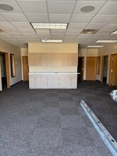 1615 Golden Aspen Dr, Ames, IA for lease Interior Photo- Image 1 of 5