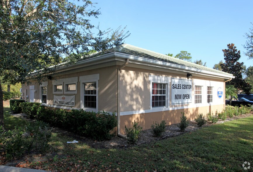 690 Lake Forest Blvd, Sanford, FL for lease - Building Photo - Image 2 of 8