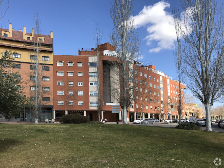 Multifamily in Alcalá De Henares, MAD for sale - Building Photo - Image 2 of 2