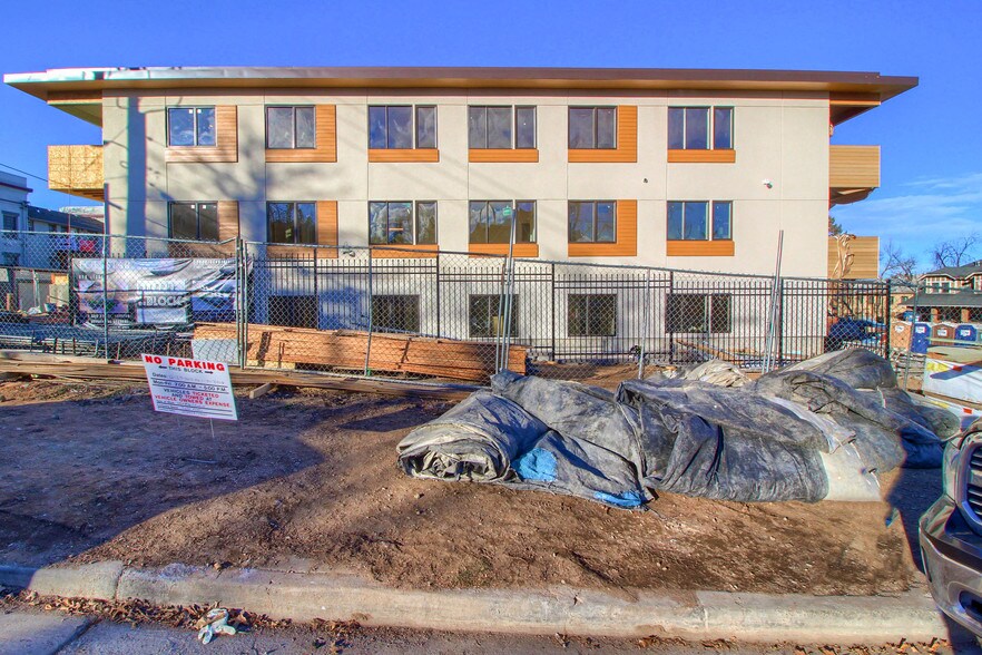 1005 14th St, Boulder, CO à vendre - Photo du bâtiment - Image 2 de 51