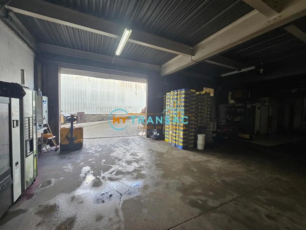Industrial in Montreuil for lease Interior Photo- Image 1 of 9
