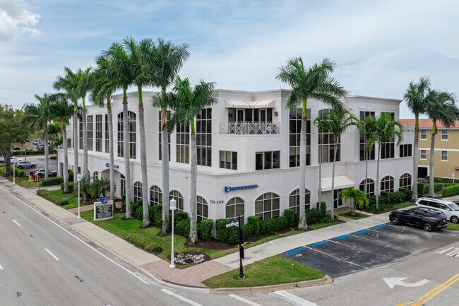 Plus de détails pour 599 9th St N, Naples, FL - Bureau à vendre