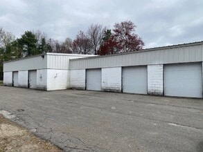 92 Londonderry Tpke, Manchester, NH for lease Interior Photo- Image 2 of 16