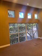 13200 SW 128th St, Miami, FL à louer Photo intérieure- Image 1 de 3