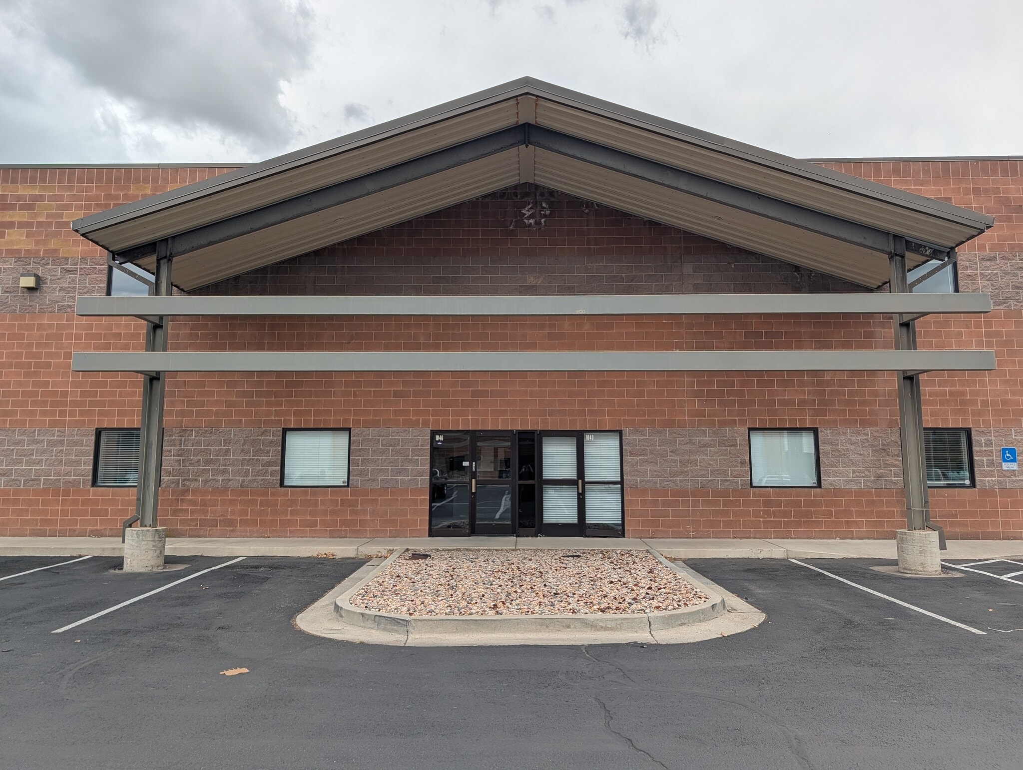 1053-1087 S 1675 W, Orem, UT for lease Interior Photo- Image 1 of 30
