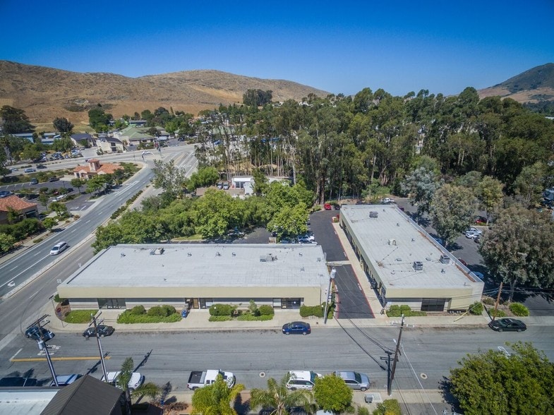 3195 Mcmillan Ave, San Luis Obispo, CA à louer - Photo du bâtiment - Image 1 de 1