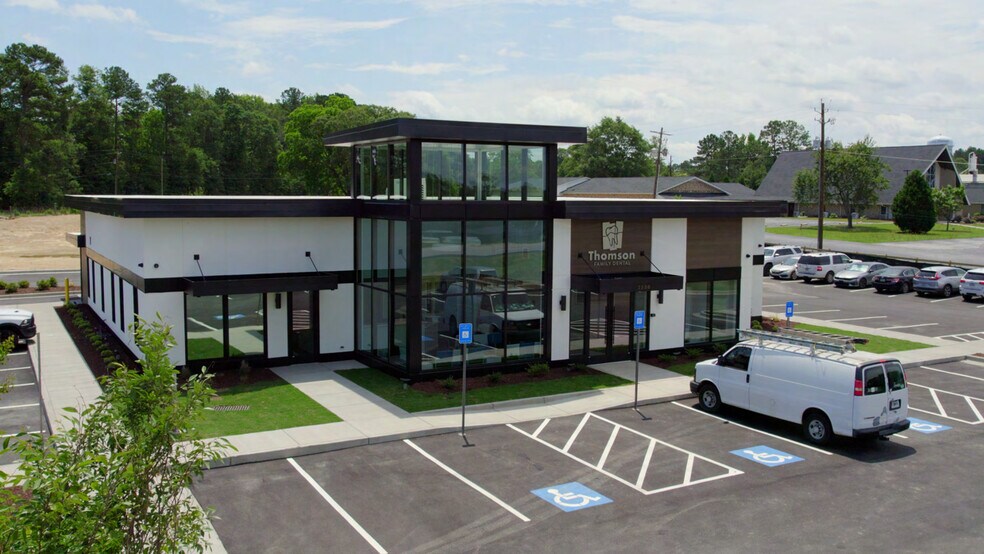 1350 Washington Rd, Thomson, GA à louer - Photo du bâtiment - Image 2 de 8