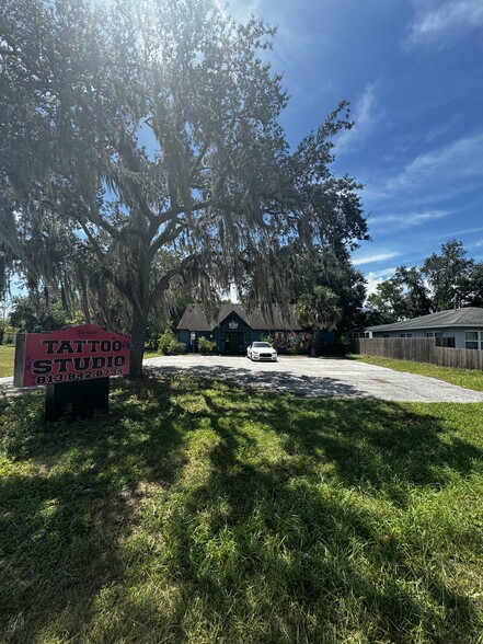 2017 W Main St, Leesburg, FL for sale - Building Photo - Image 1 of 1