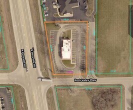 6802 Rock Valley Pky, Loves Park, IL - Aerial map view