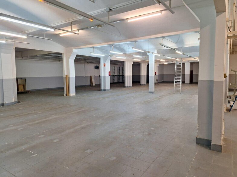 Industrial in Terrassa, Barcelona for sale - Interior Photo - Image 2 of 6