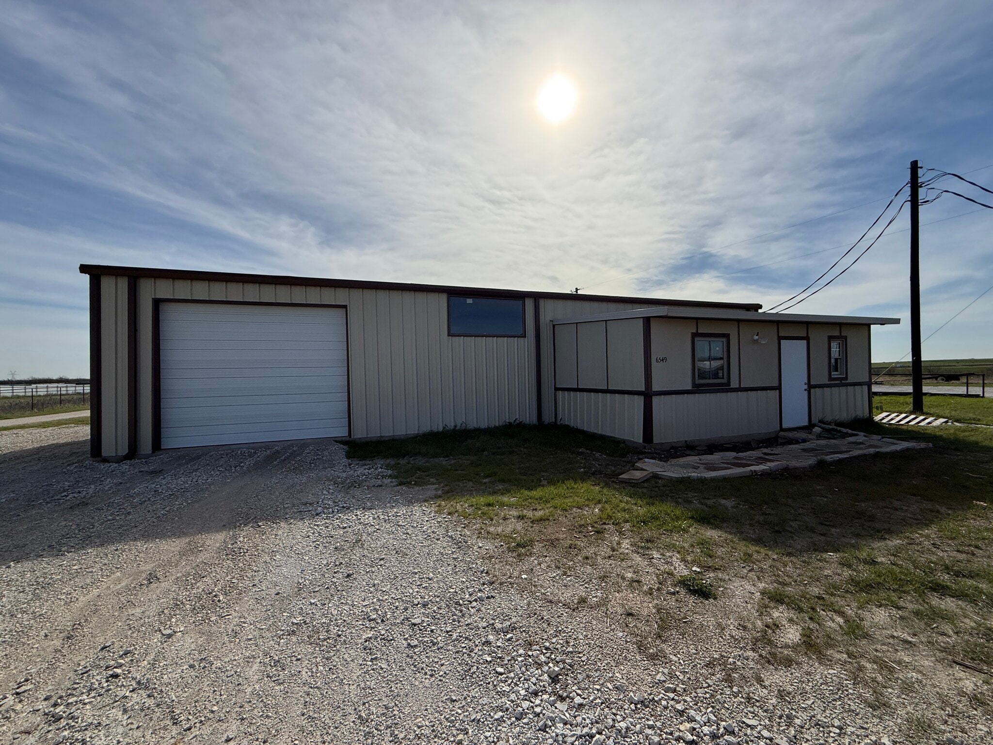 6549 Interstate 35, Valley View, TX for lease Primary Photo- Image 1 of 10