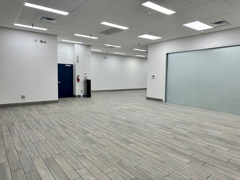 7105 E 22nd St, Tucson, AZ for lease - Building Photo - Image 2 of 7