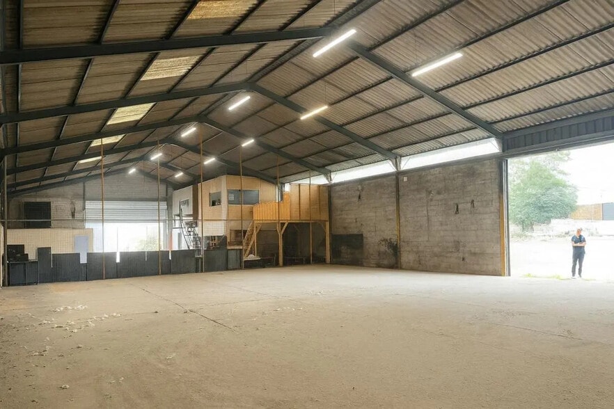 Industriel dans Mérignac à louer - Photo intérieure - Image 2 de 5