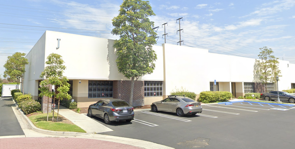 3505 Cadillac Ave, Costa Mesa, CA for sale - Building Photo - Image 1 of 1