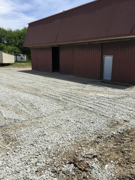 1301 Main, Williamstown, KY à louer - Photo du bâtiment - Image 2 de 5