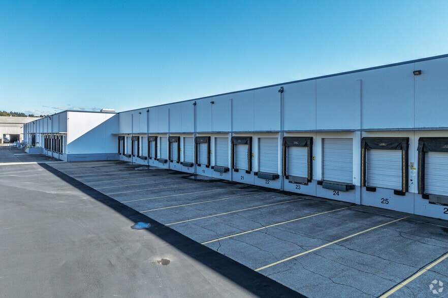 7901 S 190th St, Kent, WA for lease - Primary Photo - Image 1 of 5