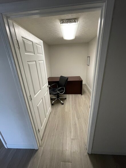 5499 Jonesboro Rd, Morrow, GA for lease - Interior Photo - Image 3 of 10