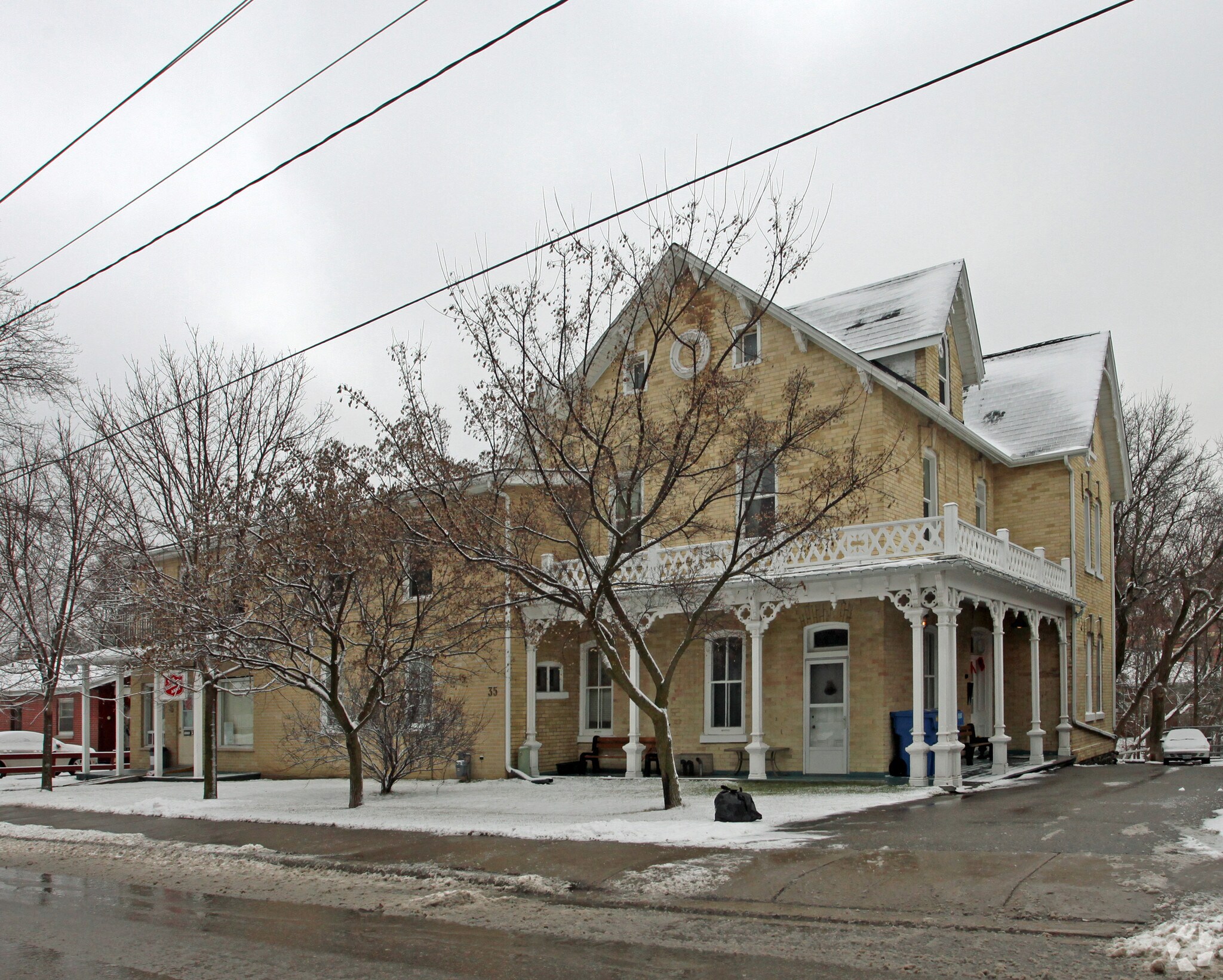 35 N Toronto St, Uxbridge, ON for sale Primary Photo- Image 1 of 1