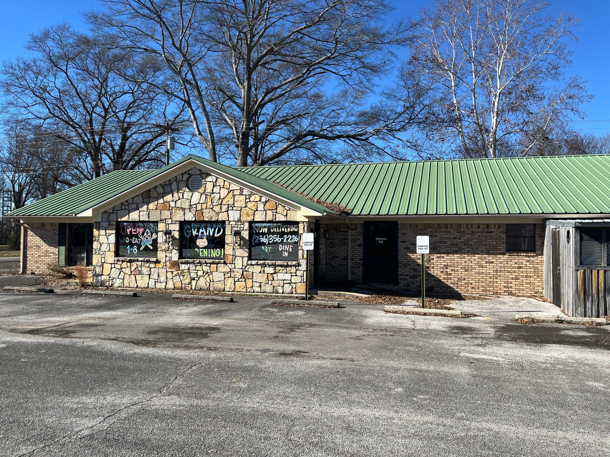 607 4th St NW, Red Bay, AL for sale Primary Photo- Image 1 of 5