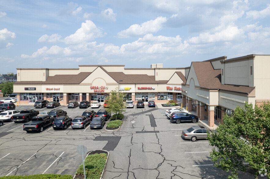 1370-1396 Centennial Ave, Piscataway, NJ for lease - Building Photo - Image 3 of 16