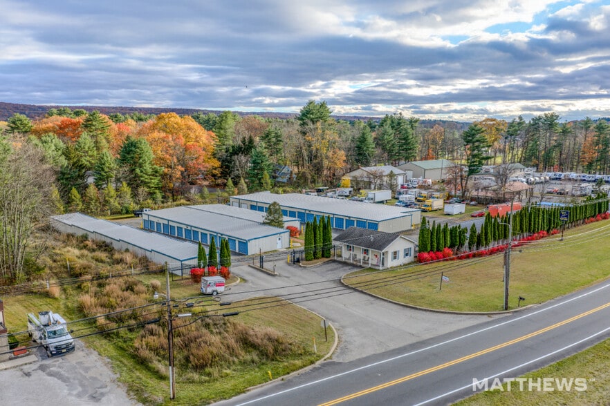 Fort Knox Self-Storage 4 Property Portfo portfolio of 2 properties for sale on LoopNet.ca - Building Photo - Image 1 of 4
