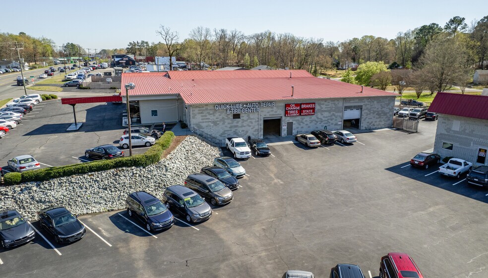 1426 S Miami Blvd, Durham, NC à vendre - Photo du bâtiment - Image 2 de 13