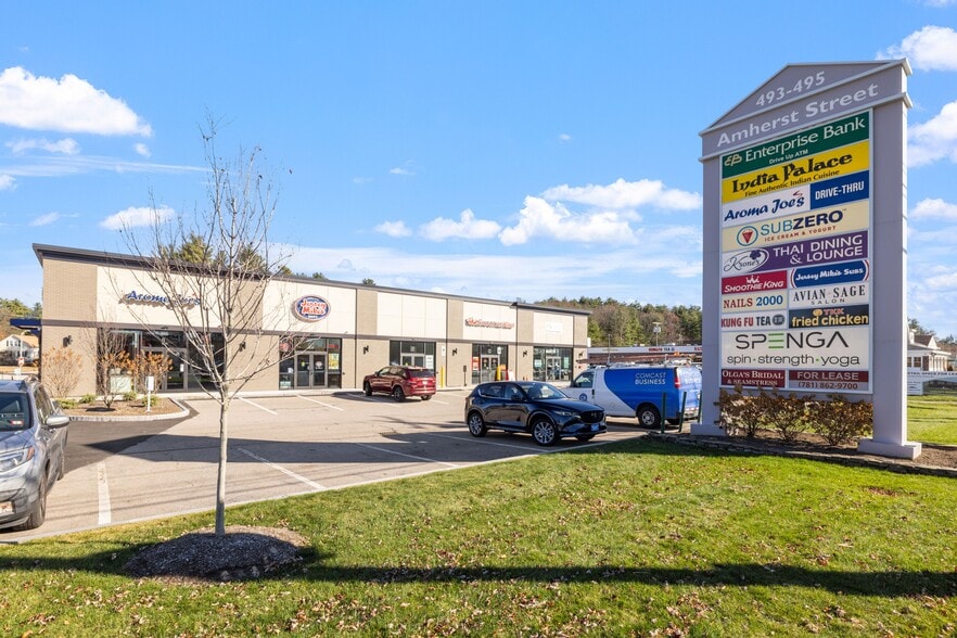 493 Amherst St, Nashua, NH for lease - Building Photo - Image 1 of 14