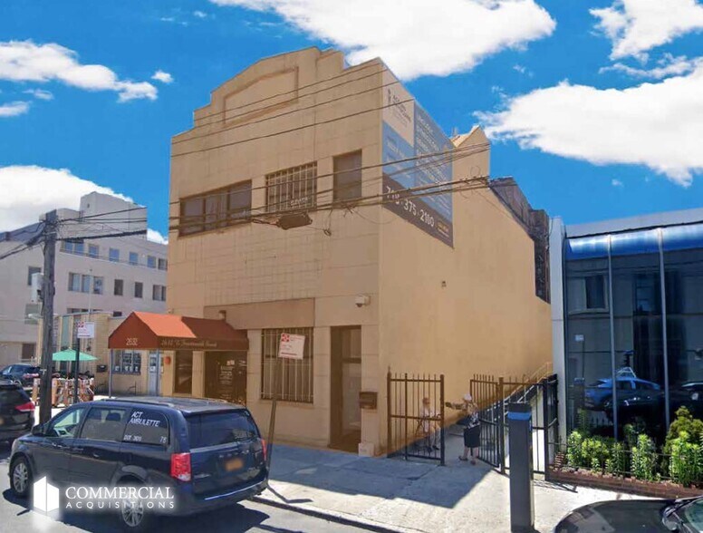 2632 E 14th St, Brooklyn, NY à vendre - Photo du bâtiment - Image 1 de 18