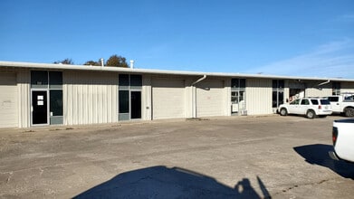 104-122 S 122nd Ave, Tulsa, OK for lease Interior Photo- Image 1 of 7