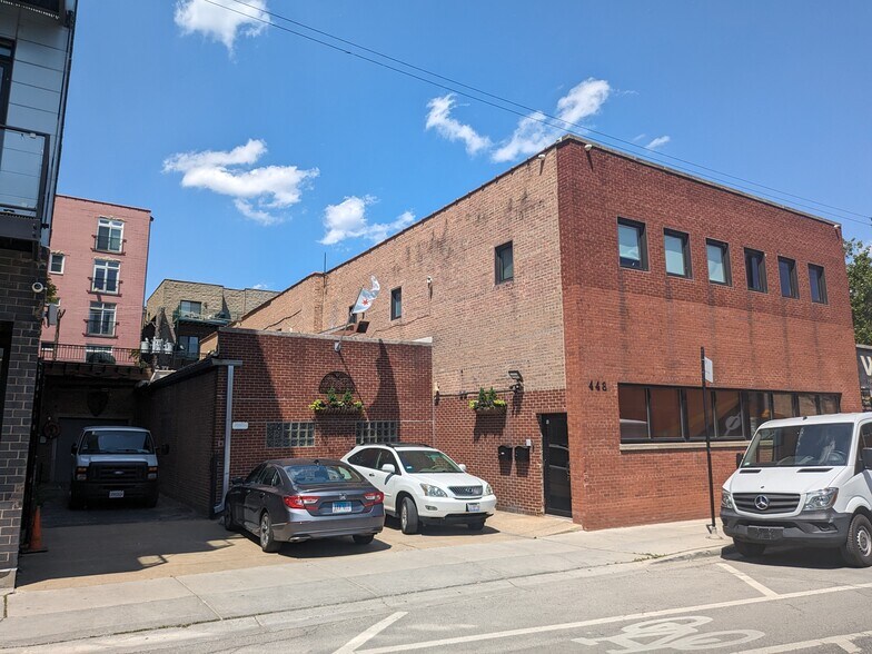 448 N Halsted St, Chicago, IL à louer - Photo du bâtiment - Image 1 de 8
