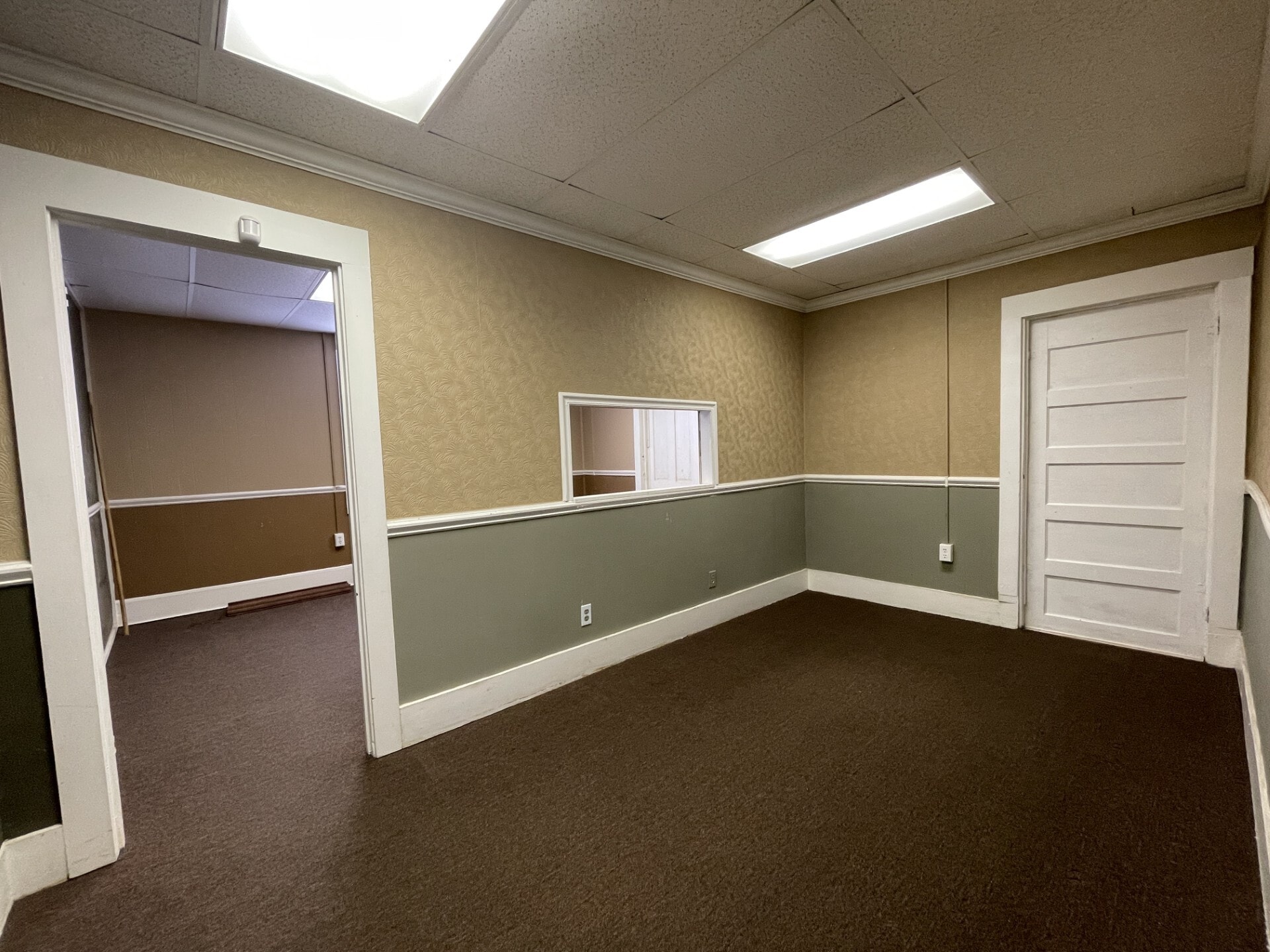 319 Brevard Ave, Cocoa, FL for lease Interior Photo- Image 1 of 4